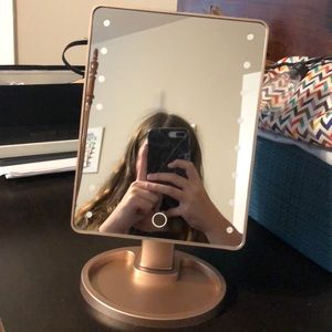 makeup mirror!! touch screen light!!